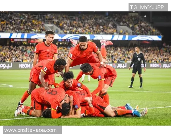 埃因霍温前锋替补登场两度破门感受如梦般美好期待重温比赛精彩瞬间